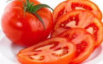 Làm trắng da cấp tốc bằng cà chua