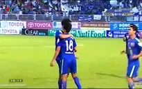 Thanh Tùng đánh đầu nối, giúp HAGL gỡ hòa chỉ sau 3 phút