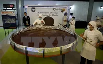 Đồng xu chocolate lớn nhất thế giới được ra mắt tại Venezuela