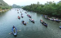 Dòng người nô nức dự lễ khai hội Chùa Hương 2015