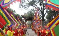 Ngành giáo dục cấm quan chức tham dự lễ hội đầu năm