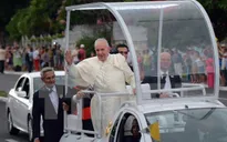Lãnh tụ Fidel Castro tiếp Giáo hoàng Francis I