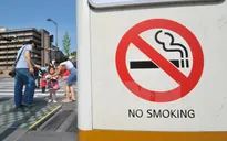 Chính phủ Séc thông qua dự luật cấm hút thuốc nơi công cộng