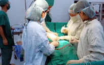 Phẫu thuật thành công ca gãy xương đùi ở cụ bà 100 tuổi