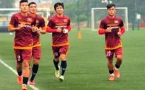 Công Phượng băng bó vết thương trong buổi tập của U23 Việt Nam