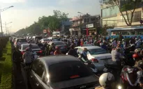 TP.HCM: Ùn tắc nghiêm trọng tại cửa ngõ phía Đông