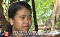 Nghẹn ngào ước mơ đến trường của em nhỏ mồ côi mẹ tại Bến Tre