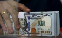 Đồng USD tiếp tục mạnh lên so với Euro