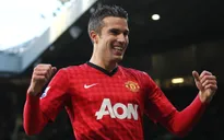 Bị HLV Van Gaal “ghẻ lạnh”, Man Utd đã sẵn sàng bán Van Persie
