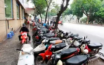 Câu chuyện vỉa hè cho người đi bộ