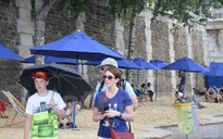 Pháp mở cửa các bãi biển nhân tạo giữa lòng thủ đô Paris