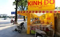 Sẽ xử lý cán bộ cấp phép cho quầy bánh Trung thu lấn chiếm vỉa hè