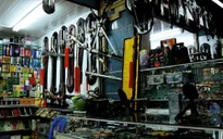 Quảng Trị: Nhiều loại vũ khí được bày bán tràn lan