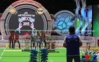 "Nghẹt thở" những trận mở màn VCK Robocon Việt Nam 2015