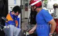 Từ 15h hôm nay, giá xăng Ron 92 và E5 cùng giảm 391 đồng mỗi lít