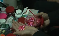 Huế: Xe ôm “núp bóng” bác sĩ khám chữa bệnh trái phép