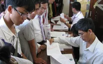 Xét tuyển Đại học, Cao đẳng: Các trường làm việc ngoài giờ hỗ trợ thí sinh