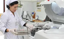 Thiết bị y tế nội yếu thế trên sân nhà