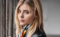 Bạn gái Brooklyn Beckham ôm mối hận cha