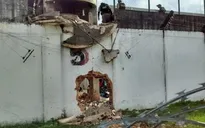 53 tù nhân làm nổ tường nhà giam vượt ngục tại Brazil