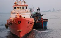 Cứu thuyền viên bị tai nạn lao động tại quần đảo Hoàng Sa