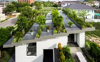 Độc đáo ngôi nhà ở Nha Trang biến mái ngói thành... công viên