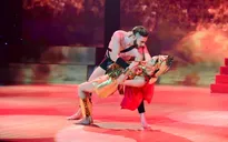 Vip dance: Mang "Đời cát" lên sân khấu, Hồng Quế rinh điểm cao