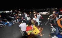 Indonesia: Người dân ùn ùn sơ tán tránh dư chấn động đất