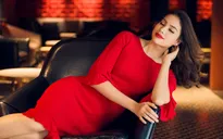 Phạm Hương khoe vẻ đẹp ngọt ngào đón Giáng sinh