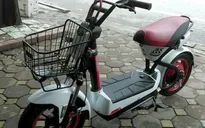 Xe đạp điện có thể nổ ắc quy do đi mưa hay sạc nơi quá nóng