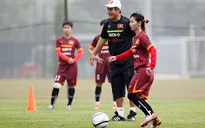 Bất chấp thất bại liên tiếp, bóng đá nữ Việt Nam vẫn hừng hực lửa thi đấu