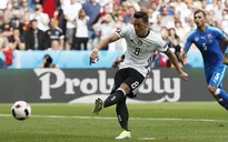 EURO 2016: Học tập Ronaldo, Ramos, Ozil lập kỷ lục buồn