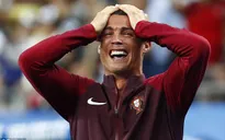 Dư âm EURO 2016: Nước mắt Ronaldo và những trang sử viết lại