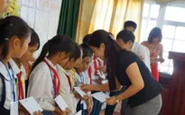 Học bổng Niềm Tin Việt mang hy vọng tới học sinh nghèo tại Hoằng Hóa – Thanh Hóa