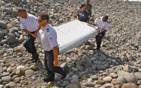 Phát hiện mảnh vỡ nghi của MH370