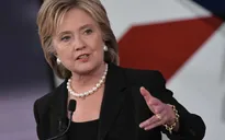 Bà Clinton cáo buộc ông Trump giúp IS chiêu mộ thành viên
