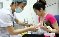Bắt đầu triển khai tiêm 1.200 liều vaccine Pentaxim tại Hà Nội