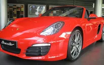 Xe Porsche tăng giá cả tỷ đồng tại Việt Nam