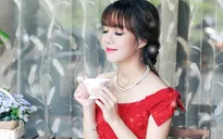 Nữ MC sở hữu gương mặt baby chia sẻ bí quyết để luôn trẻ trung
