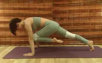 4 động tác Yoga lấy lại vóc dáng sau sinh