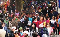 Hàng chục nghìn người về Khai hội chùa Hương