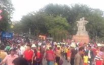 Hàng trăm nghìn người đổ về núi Bà Đen dâng hương