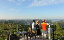 Chiêm ngưỡng vẻ đẹp hùng vĩ của Cát Bà từ Cao điểm 177
