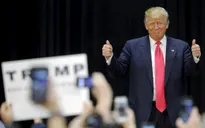 Bầu cử TT Mỹ: Donald Trump thắng lớn, em trai George W. Bush "đầu hàng"