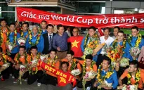 ĐT futsal Việt Nam được chào đón nồng nhiệt trong ngày trở về nước