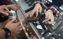 Mỹ: Kỳ lạ trạm xăng chỉ giảm giá cho người mang súng