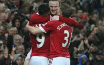 Van Gaal tâng trò cưng Rooney lên mây sau chiến thắng