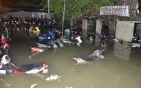 Ai sẽ đền bù thiệt hại hàng nghìn ô tô, xe máy ngập nước ở TP.HCM?