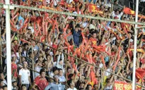 VIDEO: CĐV Việt Nam hân hoan sau chiến thắng của ĐT Việt Nam