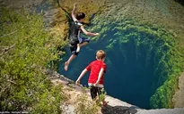 Ngỡ ngàng những bức tranh thiên nhiên “ảo” như Photoshop